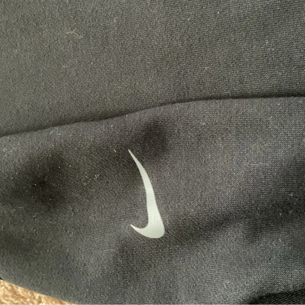 Nike classic black